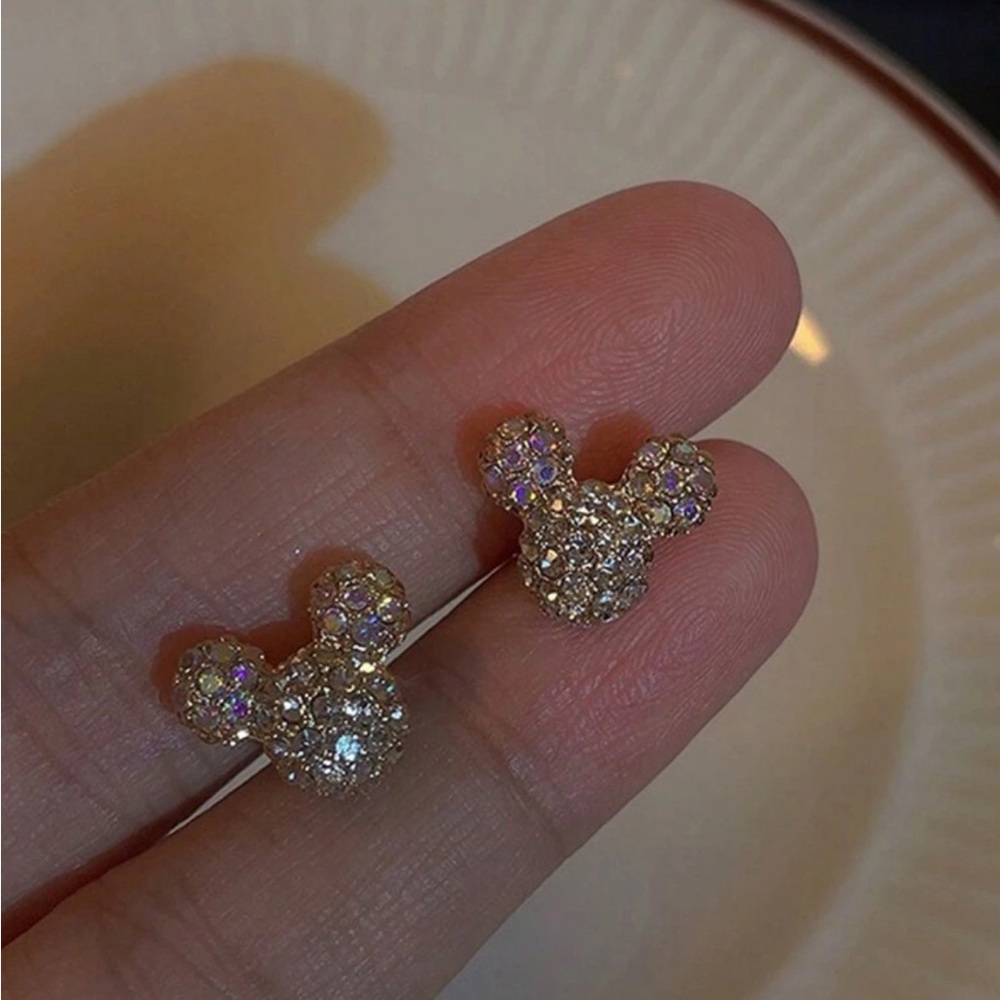 💎 Beautiful Mickey earrings